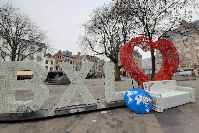 Essential Brussels Tour - Seeing Brussels’ Symbol: Manneken Pis and Its Stories