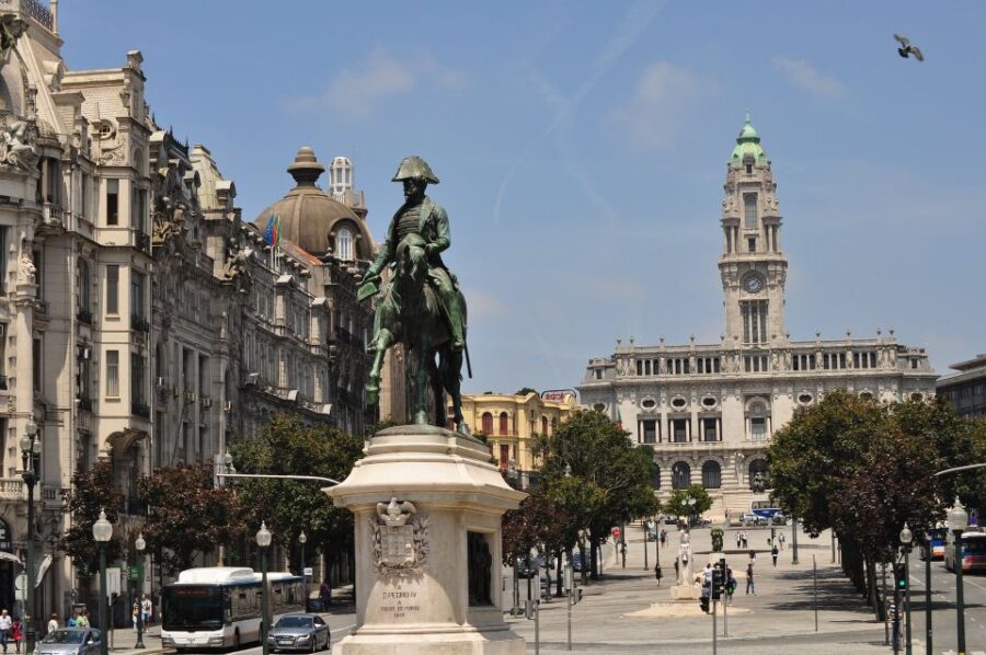 Essential Porto Walking Tour - Starting Point at Praça Gomes Teixeira and the Historic Center