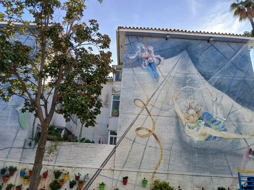 Estepona Art Murals and Tapas Walk with Local Guide - Meeting Point: Near Jazz Pub in Estepona
