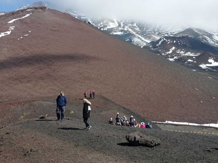 Etna: Etna tour departing from Catania - Visiting Nicolosi: The First Photo Stop and Break