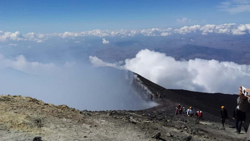 ETNA SUMMIT CRATERS - Exploring the Craters at 3340 Meters