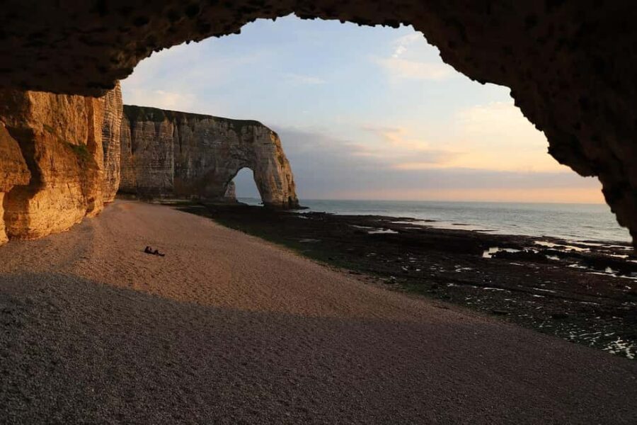 Etretat - Garden of Etretat & Cliffs - Voyage Privé - The Private Experience with a Dedicated Driver