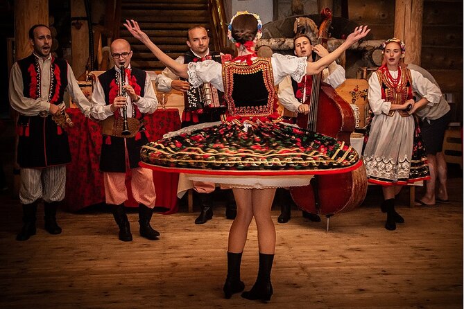 Evening Folk Show, singing, dancing and delicious food - The Journey from Krakow to Kryspinów