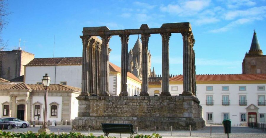 Évora Tour: Private and Customized tour Full and Half day - Discovering Évora’s Historic Landmarks