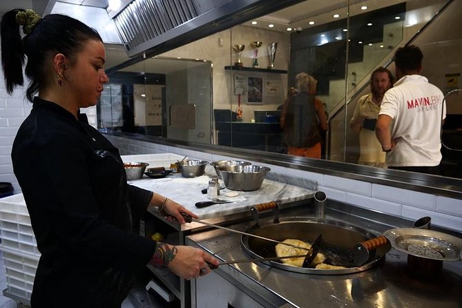 Exciting e-bike(pedal assisted)ride in the heart of Naples - From the Seaside Beauty of Lungomare Caracciolo to the Historic Piazza del Plebiscito