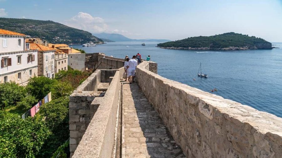Exclusive 4-Hour Tour of Dubrovniks Old Town & City Views - Strolling Through Dubrovnik’s Medieval Old Town