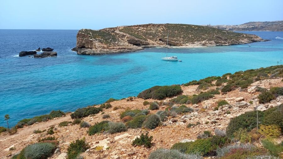 Exclusive Private Charters to Comino Blue Lagoon - Included Amenities and Equipment