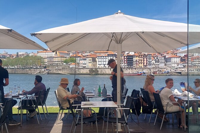 Exclusive VW Kombi Tour - including Lunch with Port View - An Unforgettable Lunch Overlooking the Douro River
