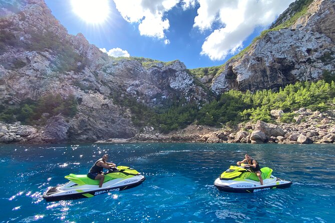 Excursion to Isla Margarita by Jet Ski From San Antonio - The Thrill of Navigating Ibiza’s Coastal Waters on a Jet Ski