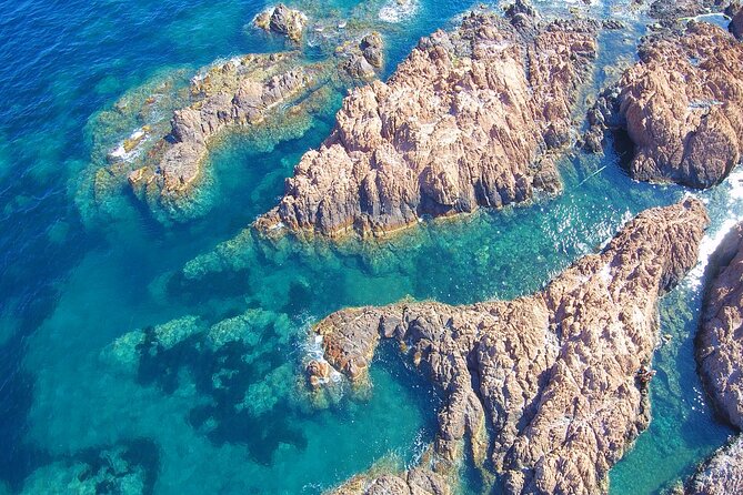 Excursions Palmée excursion discovered of Estérel and its islands! - Exploring Estérels Coastal Caves and Creeks