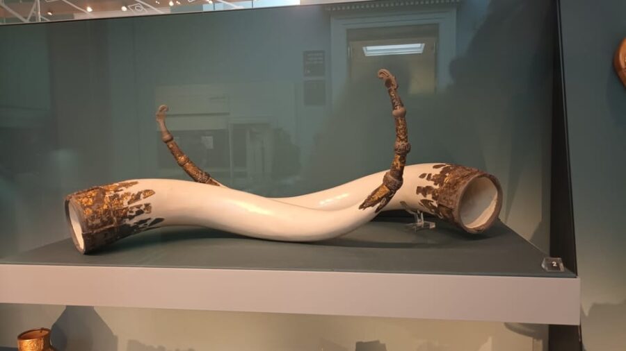 Expert Archaeologist Guided Tour of the British Museum - Convenient Meeting Point in the British Museums Great Rotunda