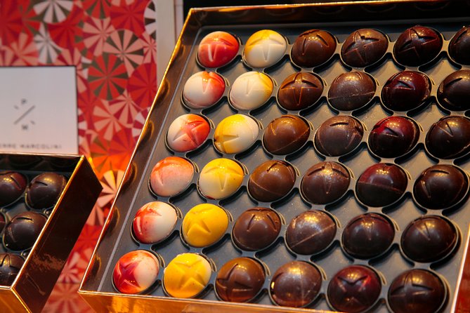 Expert-Led Sweet Secrets of Paris Pastry & Chocolate Marathon - Discovering Modern Chocolate Bonbons at Théâtre du Vieux Colombier