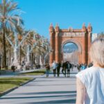Explore Barcelona in 90 minutes with a Local - Starting Point: The Heart of Barcelona at Plaça de Catalunya