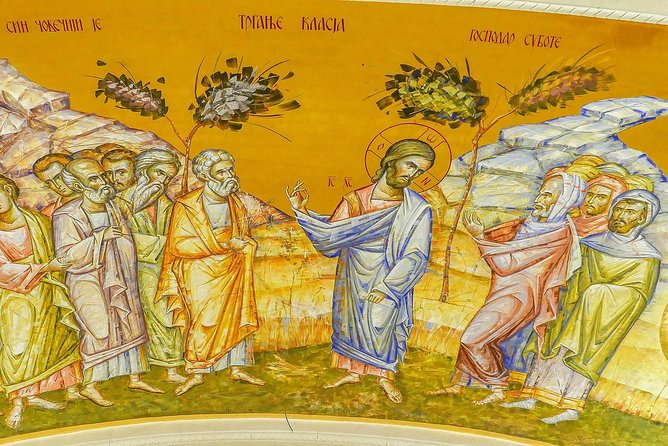 Explore Belgrades Art and Culture with a Local - Marveling at the Hotel Moskva: A Belgrade Landmark