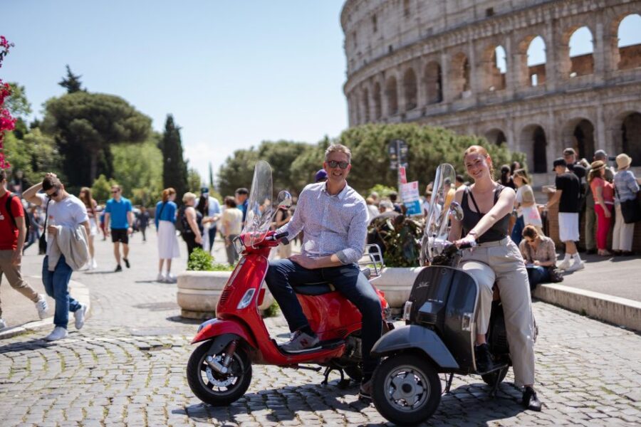 Explore city on Vespa with Professional Photographer - Discovering the Panoramic Views from Gianicolo Hill