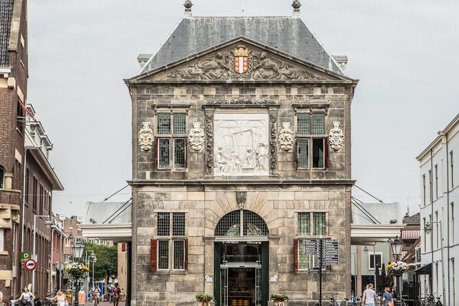 Explore Gouda with Self-Guided GPS and Audio Tour - Navigating the Medieval Streets and Canals