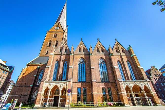 Explore Hamburg in 90 minutes with a Local - Visiting Hamburg’s Architectural and Cultural Landmark