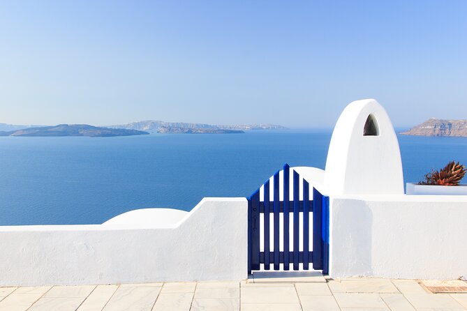 Explore Oia(IA) - Private Guided Tour - Scenic Drive with Panoramic Views of Santorini