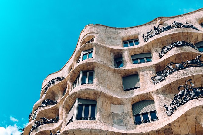 Explore the Instaworthy Spots of Barcelona with a Local - The Heart of the City: Plaça de Catalunya and MACBA