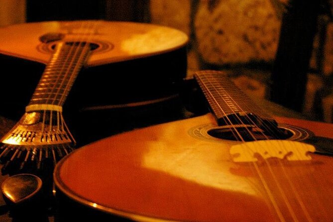 Fado Show with Dinner in a Traditional Fado House - The Evenings Itinerary: From Avenida dos Aliados to the Fado House