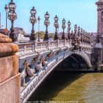 Fall In Love With Paris: Private Half-Day Highlights Tour - The Tour Starts at Henri IV Statue in Pont Neuf Square