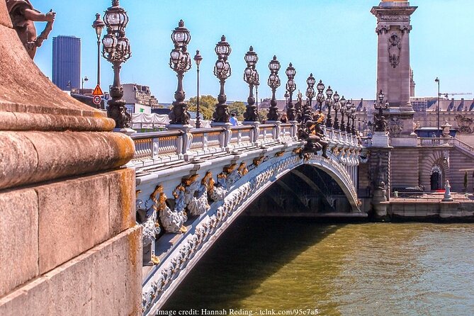 Fall In Love With Paris: Private Half-Day Highlights Tour - The Tour Starts at Henri IV Statue in Pont Neuf Square