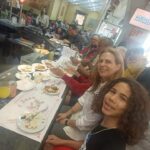 Familly friendly: tailored tapas, giants & Scavenger Hunts! - Discover the Charm of the Gothic and El Born Neighborhoods