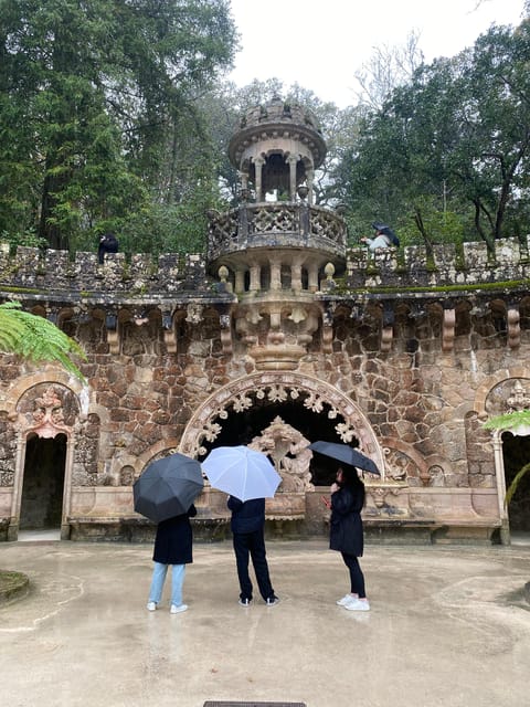 Family Friendly: Sintra, Cabo da Roca & Cascais Coastal Tour - Exploring Sintras Enchanting Old Town