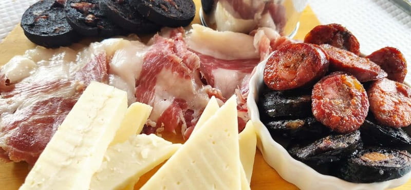 Faro food tour (with drinks) & city highlights - 10 tastings - Starting Point Outside Hotel AP Eva Senses and Initial Sightseeing