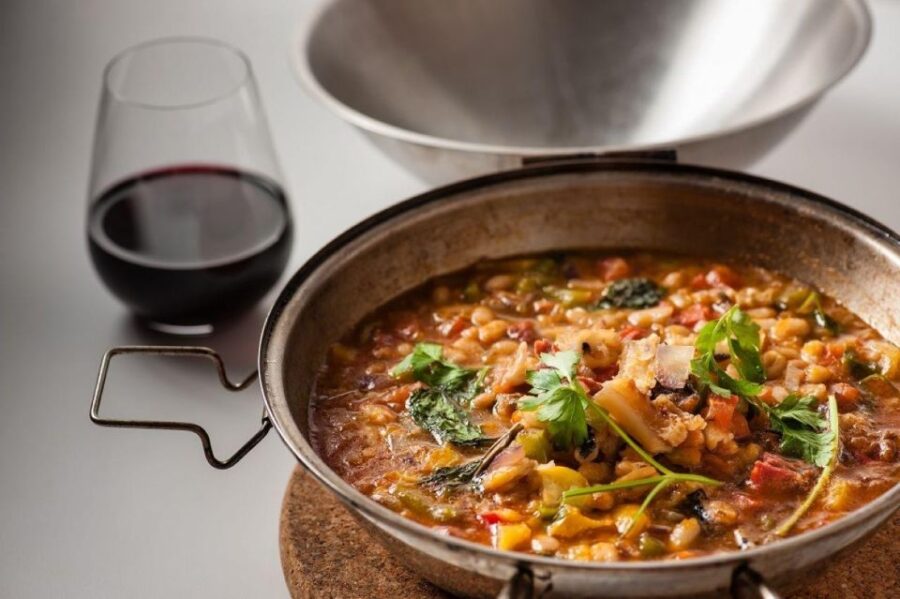 Faro: Learn to cook a Cataplana like a local! - Starting at Tertúlia Algarvia in Faro’s Old Town