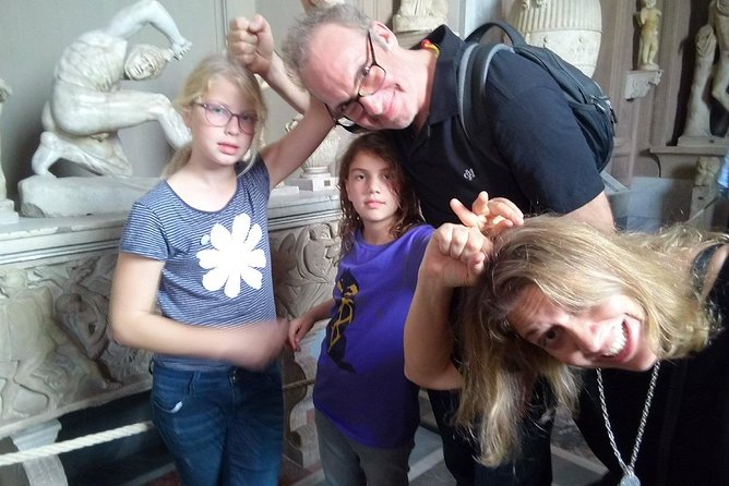 Fast Access Vatican & Sistine Chapel Tour for Kids & Families - Entering the Sistine Chapel with an Emphasis on Visual Wonder