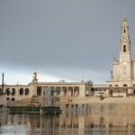 Fátima and Óbidos Small Group Day Tour - Visiting the UNESCO-listed Batalha Monastery