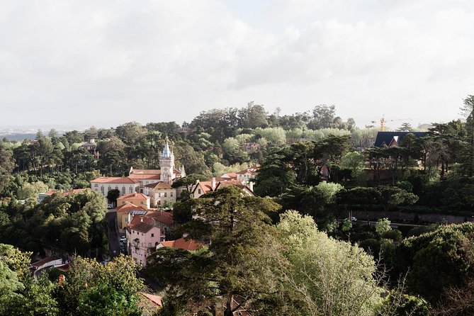 Fátima, Grutas de Mira de Aire, Nazaré & Óbidos with Small-Group - Exploring Fátima’s Sacred Basilica and Chapel