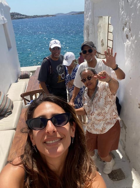 Feel like a local - Walking Tour in Mykonos Town 2hours - Visiting the Manto Mavrogenous Statue