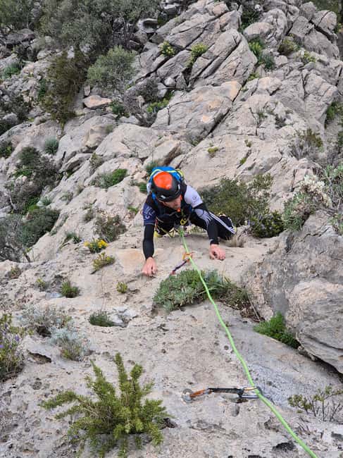 Finestrat (Alicante): Long route climbing in Puig Campana - Meeting Point and Accessibility