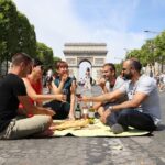 First Day Bike Tour, Top Sights, hidden gems, Wine&Cheese picnic - Visiting the Place de la Concorde and the Louvre