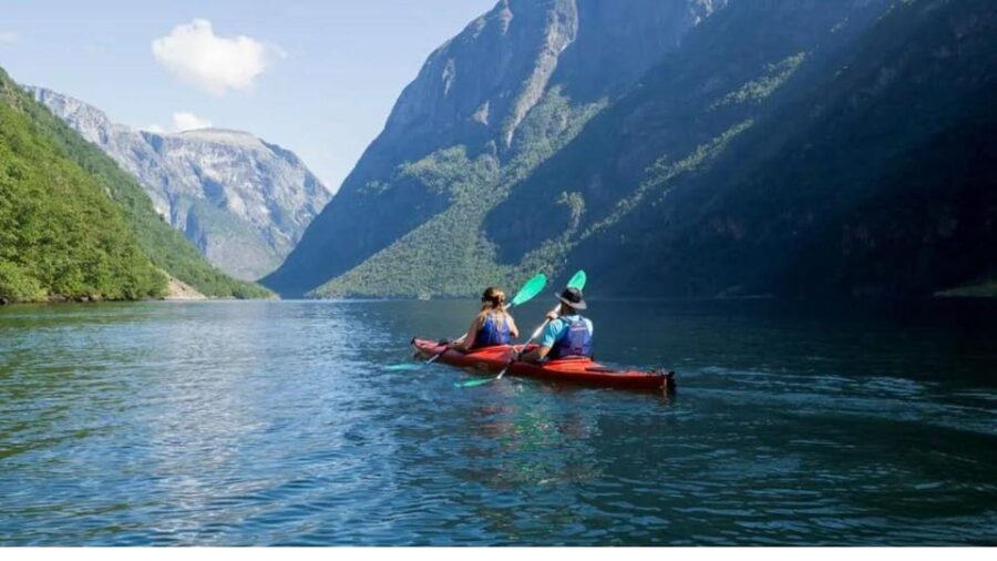 Fjord kayak - Hardangerfjord, Granvin - Journey Through Hardangerfjords Lesser-Known Beauty