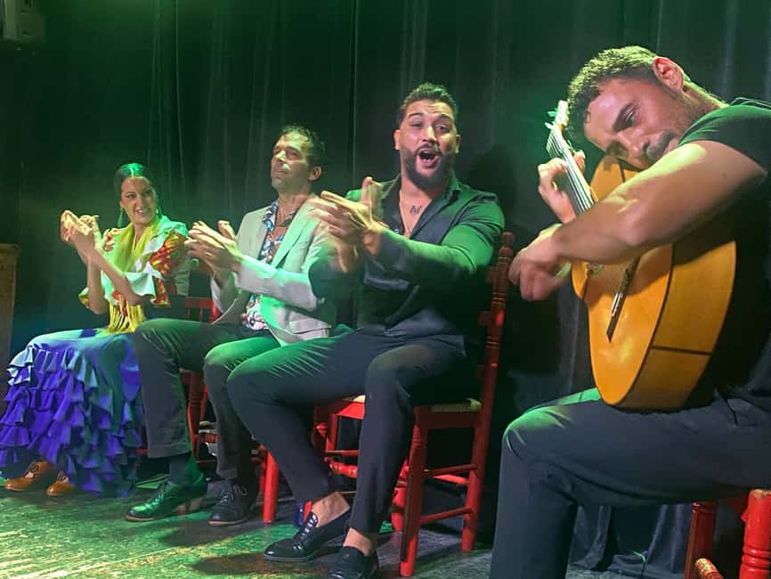 Flamenco Night and Gastronomy with Show Alicante Tapas Tour - What to Expect at the Flamenco Performance