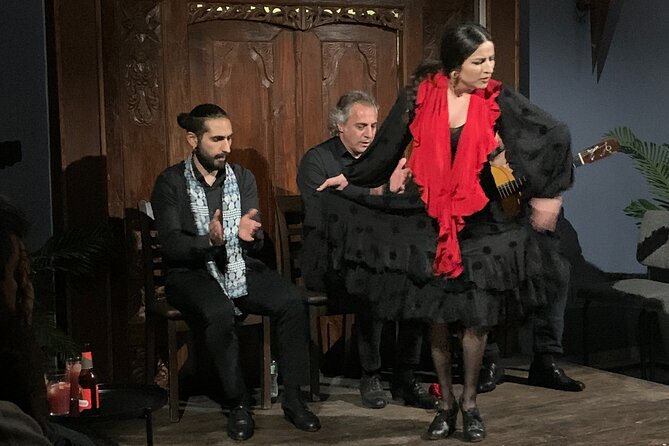 Flamenco show in the heart of Triana - What the Flamenco Show at Almoraima Includes