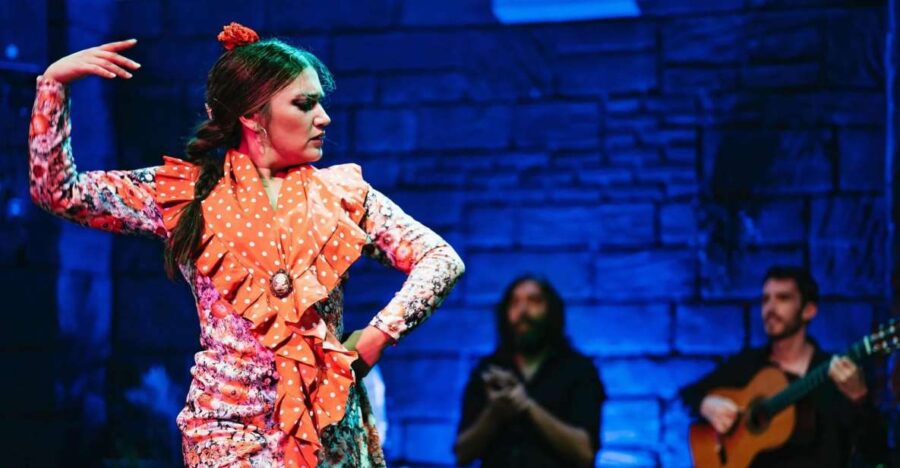 Flamenco Show & Sangria Tasting - Starting the Evening on the Rooftop with Sangria Tasting