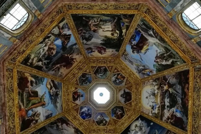 Florence: 1.5 hour Medici Chapels monolingual small-group guided tour - Discover Michelangelo’s Masterpieces in the Chapel of the Princes