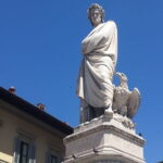 Florence: 1.5-hour Santa Croce guided experience - Starting Point at the Monument to Dante Alighieri
