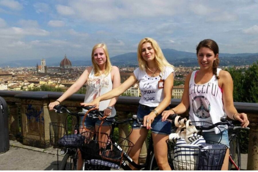 Florence: 2-Hour Bike Tour - Navigating Florence’s Small Streets and Pedestrian Areas