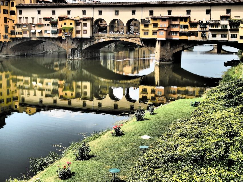 Florence: 2-Hour Guided Sightseeing Bike Tour - Exploring Florences Architectural Landmarks
