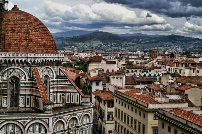 Florence and Pisa Private Tour from Rome - Piazza della Repubblica and the Florentine Atmosphere