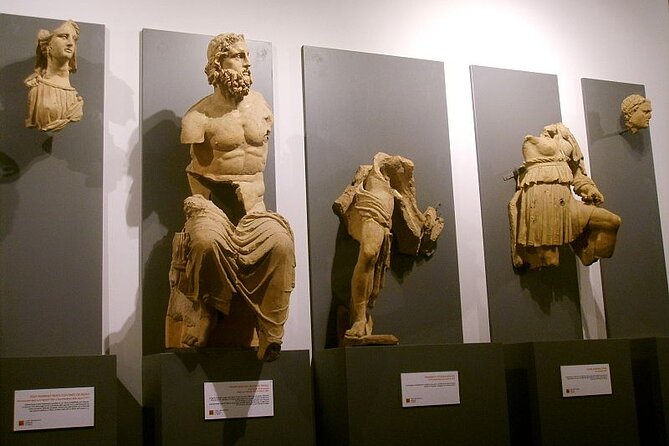 Florence Archaeological Museum: 2-Hour Private Guided Visit - The Museum’s Extensive Collection and Notable Artifacts