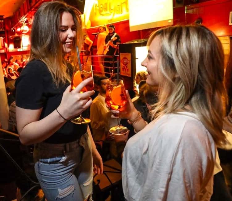 Florence: Bars, Piazzas & Local Vibes Social Walk - Starting Point: Meeting Behind the Dante Statue in Santa Croce