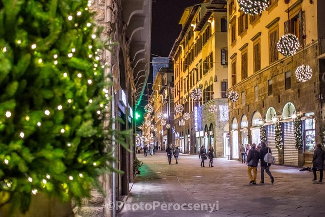 Florence by Night Photo Tour with a Professional Photographer - Exploring Florence’s Most Photogenic Spots with a Local Guide