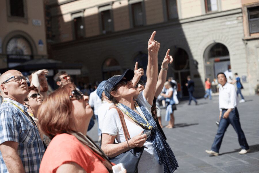 Florence Combo: Guided Walk & Skip-the-Line Uffizi Tour - Starting at the Heart of Florence’s Historic Center