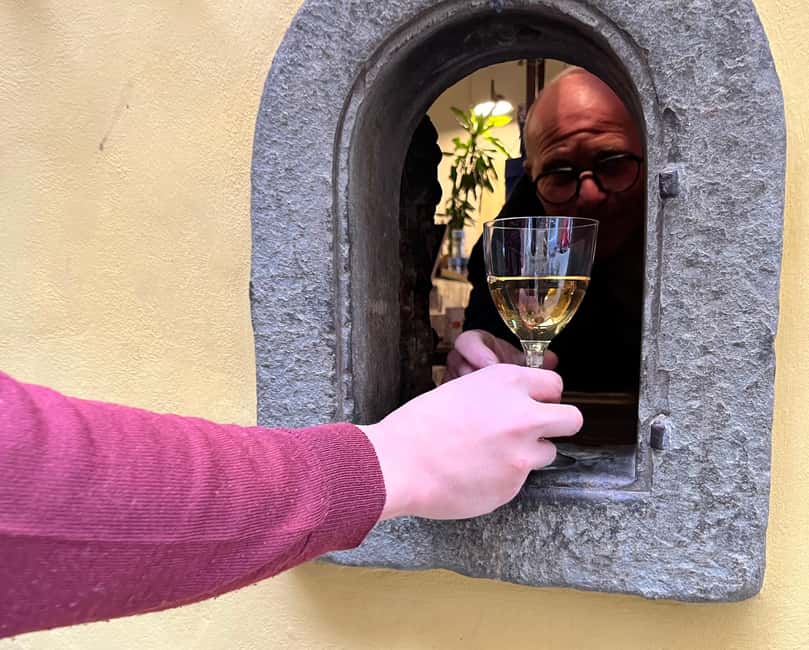 Florence: Food Walking Tour with Local Steak and Tuscan Wine - Starting at Piazza della Signoria, the Heart of Florence
